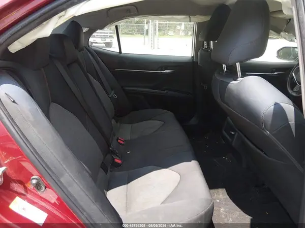 4T1B11HK4JU672134 2018 TOYOTA CAMRY - Image 8