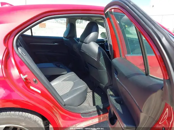 4T1B11HK4KU161654 2019 TOYOTA CAMRY - Image 8