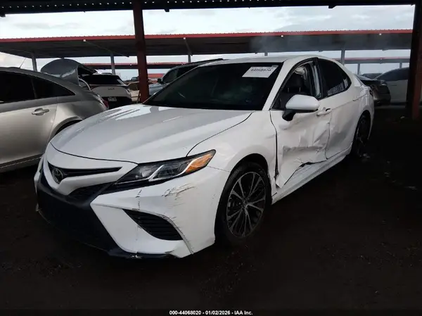 4T1B11HK4KU162321 2019 TOYOTA CAMRY - Image 2