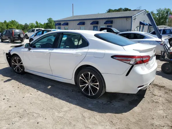 4T1B11HK4KU163128 2019 TOYOTA CAMRY - Image 2