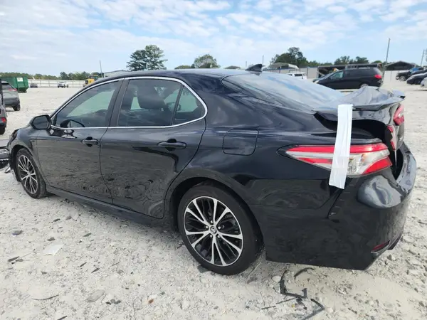 4T1B11HK4KU163582 2019 TOYOTA CAMRY - Image 2