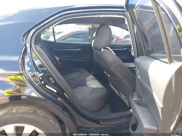 4T1B11HK4KU167017 2019 TOYOTA CAMRY - Image 8