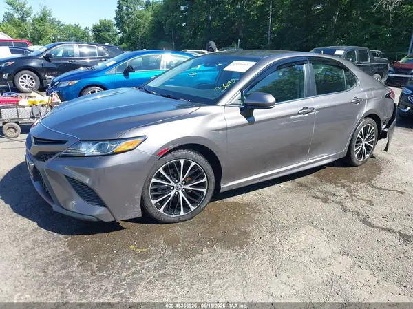 4T1B11HK4KU169088 2019 TOYOTA CAMRY - Image 2