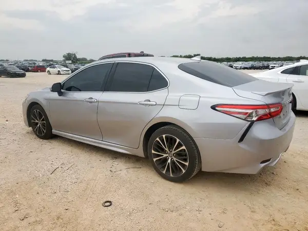 4T1B11HK4KU170712 2019 TOYOTA CAMRY - Image 2