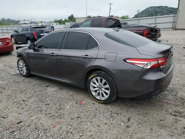 4T1B11HK4KU170774 2019 TOYOTA CAMRY - Image 2