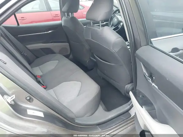 4T1B11HK4KU173139 2019 TOYOTA CAMRY - Image 8