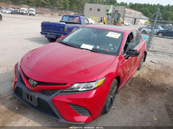 4T1B11HK4KU174596 2019 TOYOTA CAMRY - Image 2