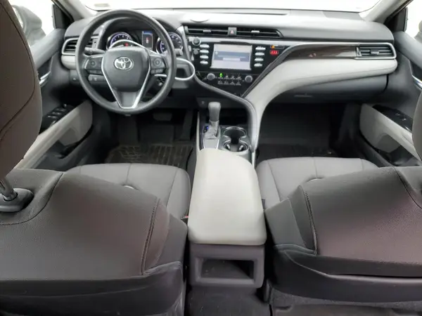 4T1B11HK4KU176168 2019 TOYOTA CAMRY - Image 8