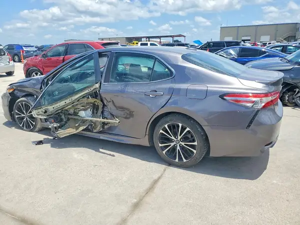 4T1B11HK4KU176350 2019 TOYOTA CAMRY - Image 2