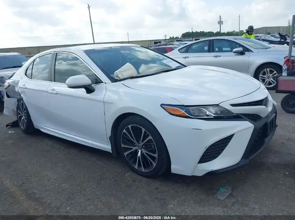 4T1B11HK4KU177854 2019 TOYOTA CAMRY - Image 1