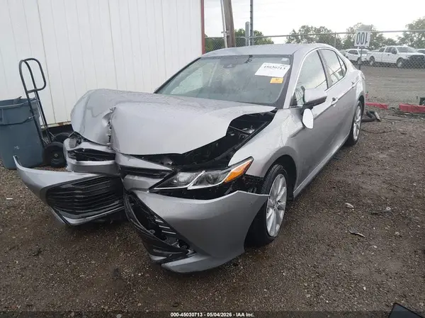 4T1B11HK4KU178437 2019 TOYOTA CAMRY - Image 2