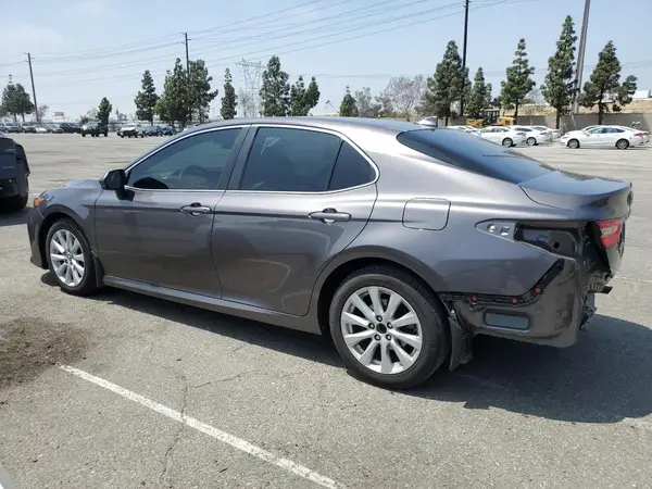 4T1B11HK4KU179796 2019 TOYOTA CAMRY - Image 2