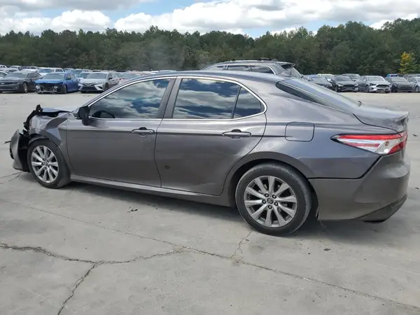 4T1B11HK4KU180740 2019 TOYOTA CAMRY - Image 2