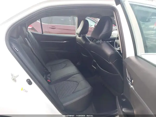 4T1B11HK4KU185601 2019 TOYOTA CAMRY - Image 8