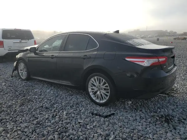 4T1B11HK4KU186487 2019 TOYOTA CAMRY - Image 2