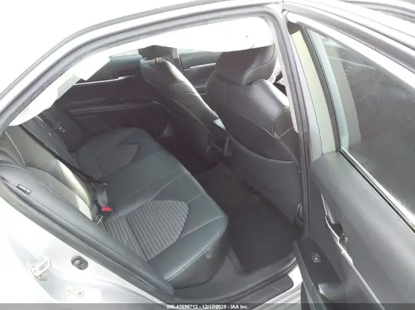 4T1B11HK4KU186697 2019 TOYOTA CAMRY - Image 8