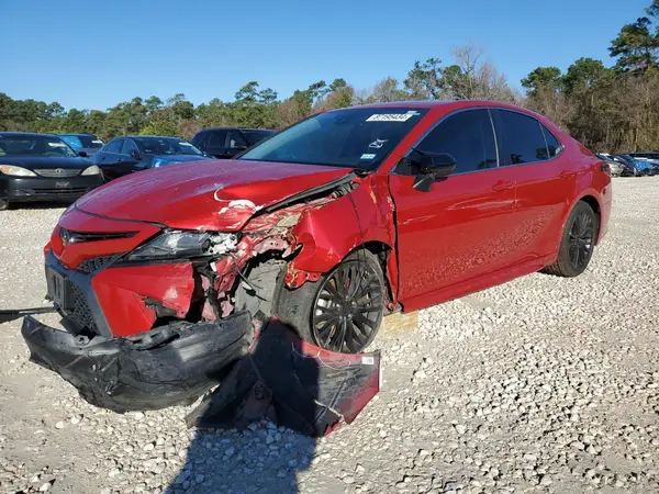 4T1B11HK4KU190247 2019 TOYOTA CAMRY - Image 1