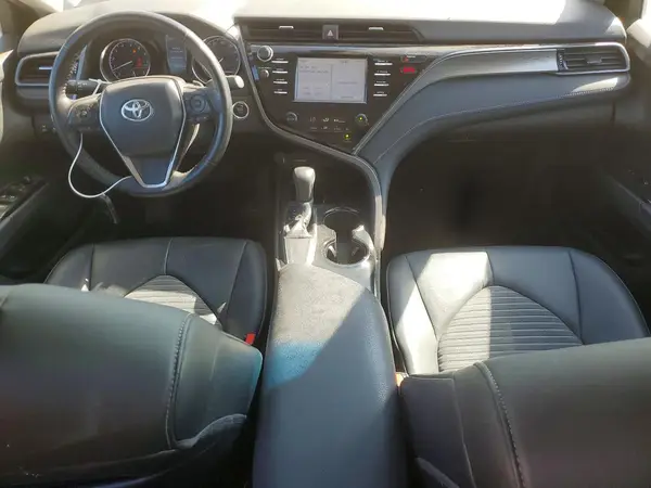 4T1B11HK4KU192385 2019 TOYOTA CAMRY - Image 8