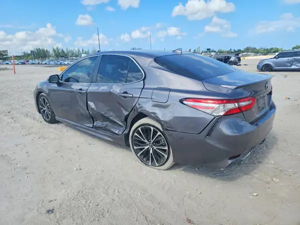 4T1B11HK4KU193133 2019 TOYOTA CAMRY - Image 2