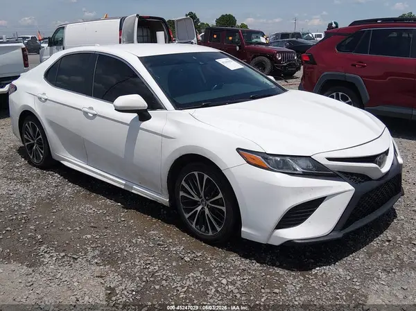 4T1B11HK4KU194220 2019 TOYOTA CAMRY - Image 1
