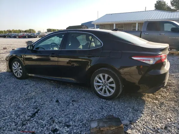 4T1B11HK4KU194881 2019 TOYOTA CAMRY - Image 2