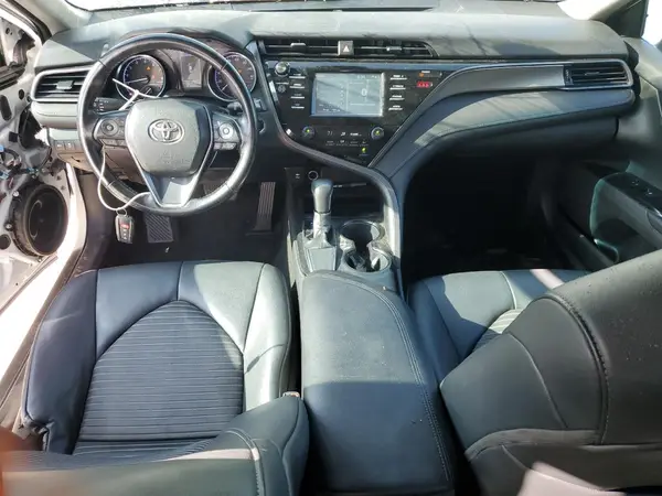 4T1B11HK4KU195545 2019 TOYOTA CAMRY - Image 8