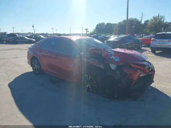 4T1B11HK4KU197313 2019 TOYOTA CAMRY - Image 1
