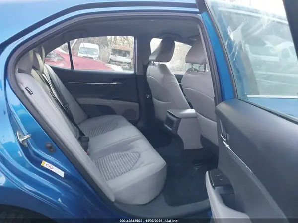 4T1B11HK4KU198512 2019 TOYOTA CAMRY - Image 8