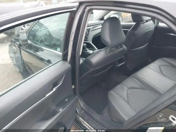 4T1B11HK4KU199563 2019 TOYOTA CAMRY - Image 8