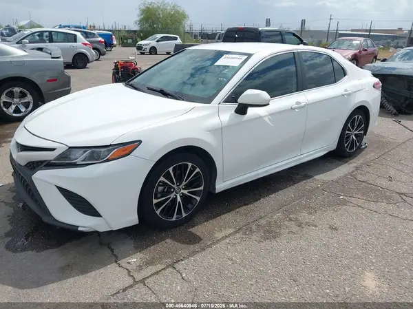 4T1B11HK4KU200792 2019 TOYOTA CAMRY - Image 2
