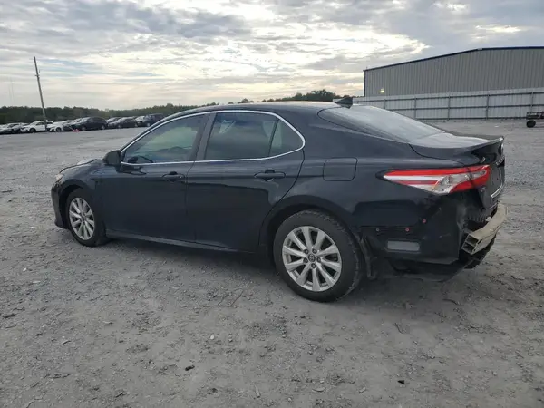4T1B11HK4KU203143 2019 TOYOTA CAMRY - Image 2