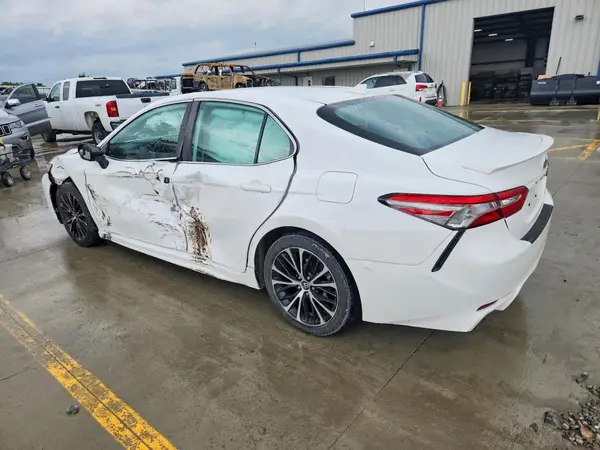 4T1B11HK4KU203398 2019 TOYOTA CAMRY - Image 2
