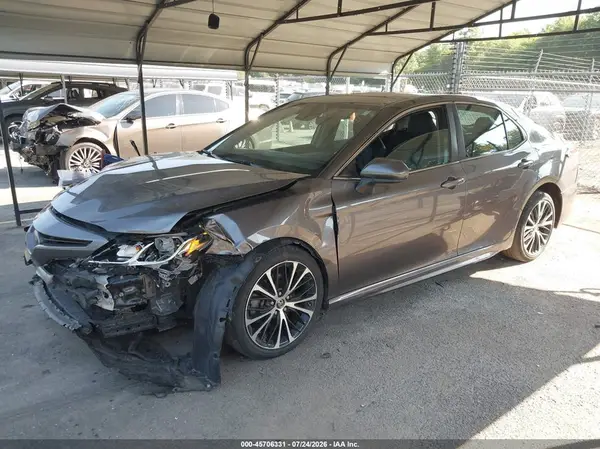 4T1B11HK4KU204728 2019 TOYOTA CAMRY - Image 2