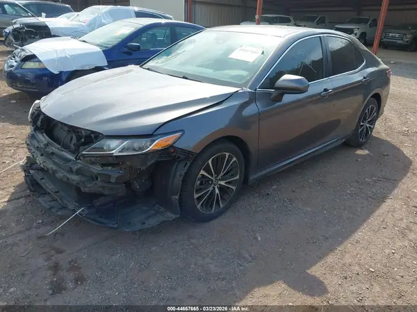 4T1B11HK4KU207094 2019 TOYOTA CAMRY - Image 2