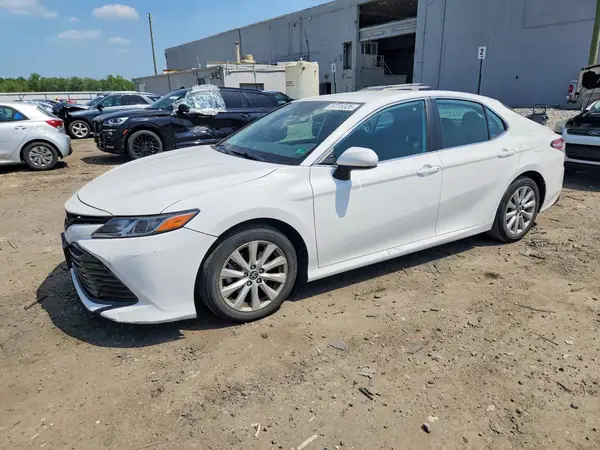 4T1B11HK4KU213039 2019 TOYOTA CAMRY - Image 1