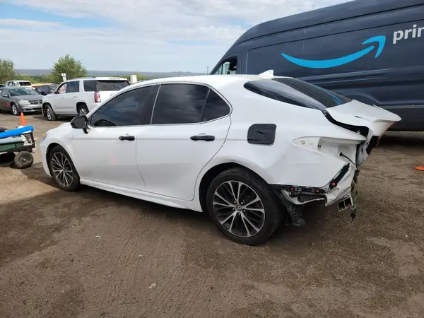 4T1B11HK4KU214689 2019 TOYOTA CAMRY - Image 2