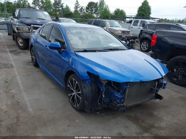 4T1B11HK4KU215955 2019 TOYOTA CAMRY - Image 1