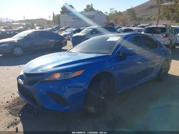 4T1B11HK4KU217866 2019 TOYOTA CAMRY - Image 2