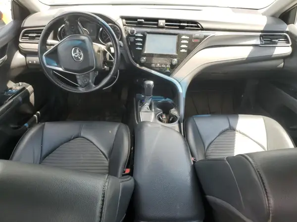 4T1B11HK4KU218726 2019 TOYOTA CAMRY - Image 8