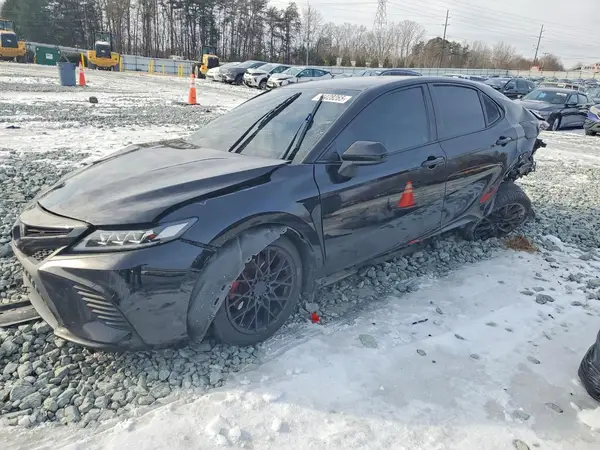 4T1B11HK4KU228270 2019 TOYOTA CAMRY - Image 1