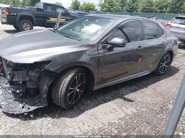 4T1B11HK4KU228897 2019 TOYOTA CAMRY - Image 2