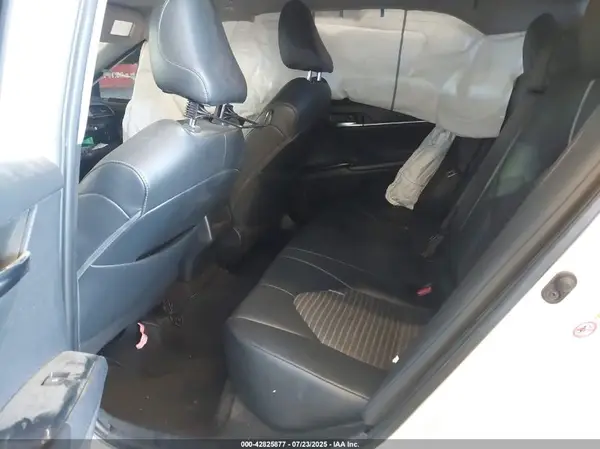 4T1B11HK4KU229371 2019 TOYOTA CAMRY - Image 8