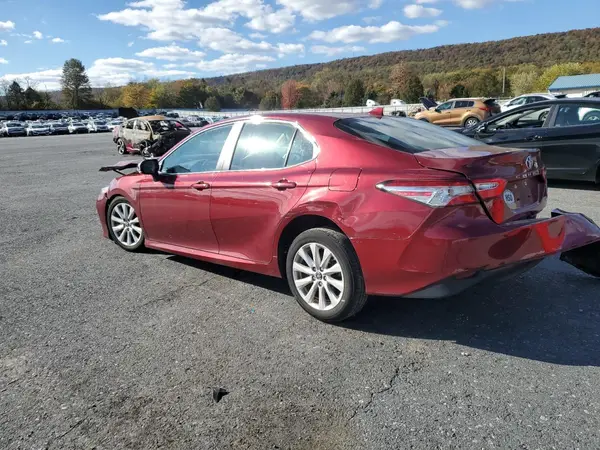 4T1B11HK4KU232447 2019 TOYOTA CAMRY - Image 2