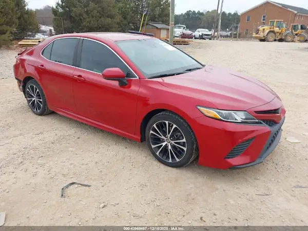 4T1B11HK4KU235252 2019 TOYOTA CAMRY - Image 1