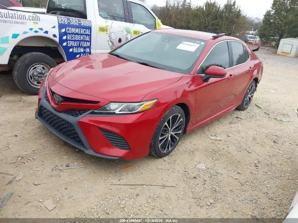 4T1B11HK4KU235252 2019 TOYOTA CAMRY - Image 2