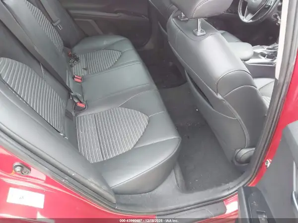 4T1B11HK4KU235252 2019 TOYOTA CAMRY - Image 8