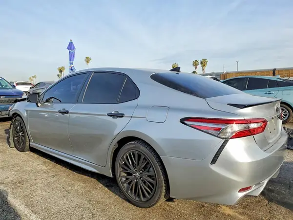 4T1B11HK4KU236823 2019 TOYOTA CAMRY - Image 2