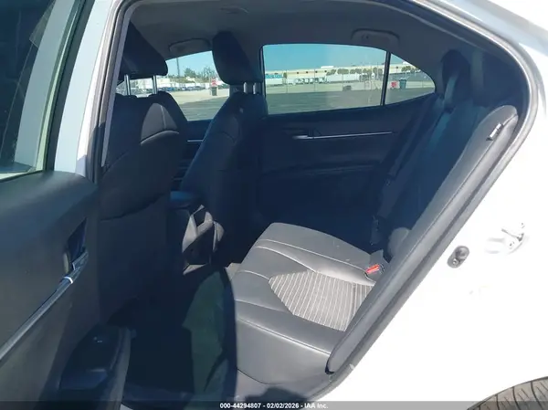 4T1B11HK4KU239320 2019 TOYOTA CAMRY - Image 8