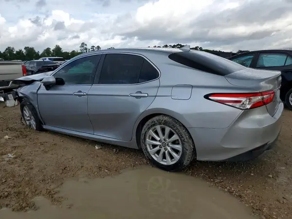 4T1B11HK4KU240564 2019 TOYOTA CAMRY - Image 2