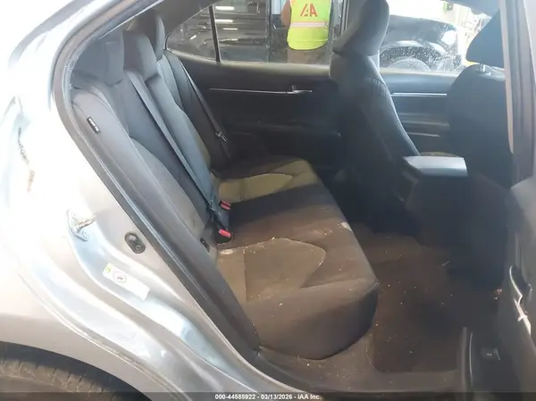 4T1B11HK4KU240662 2019 TOYOTA CAMRY - Image 8
